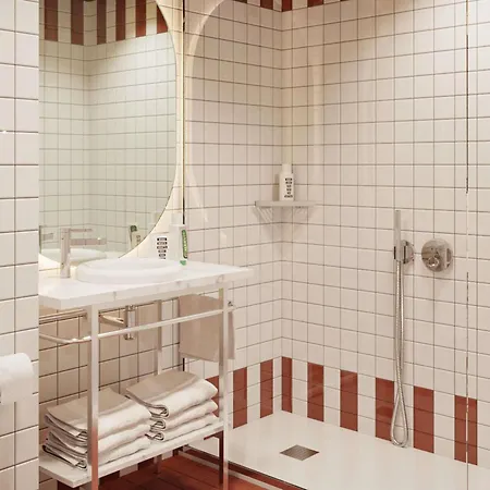 Mama Shelter Hotel 4*