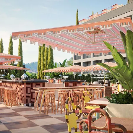 Hotel Mama Shelter 4*